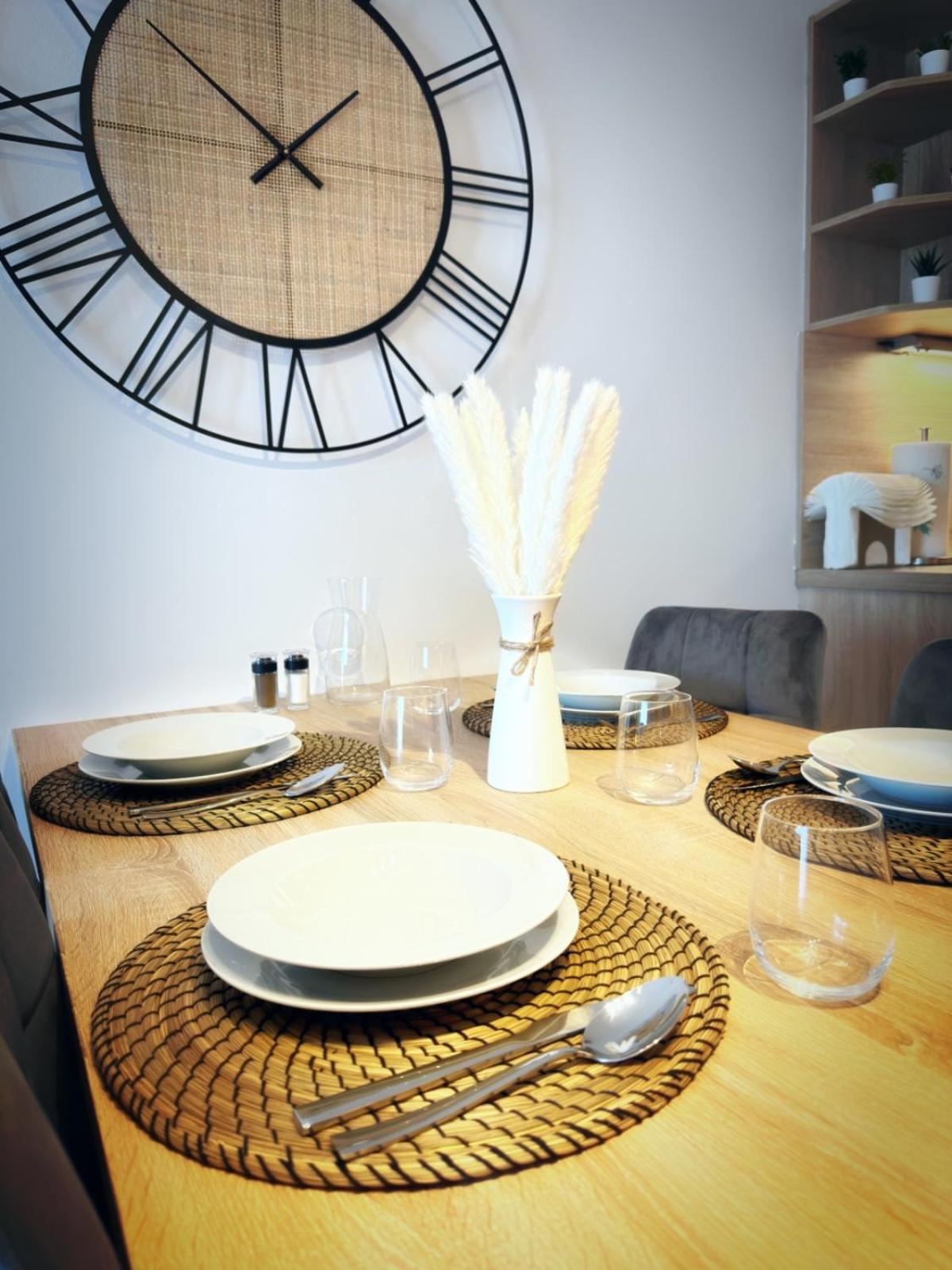 Adria 6 By Cosy Homes